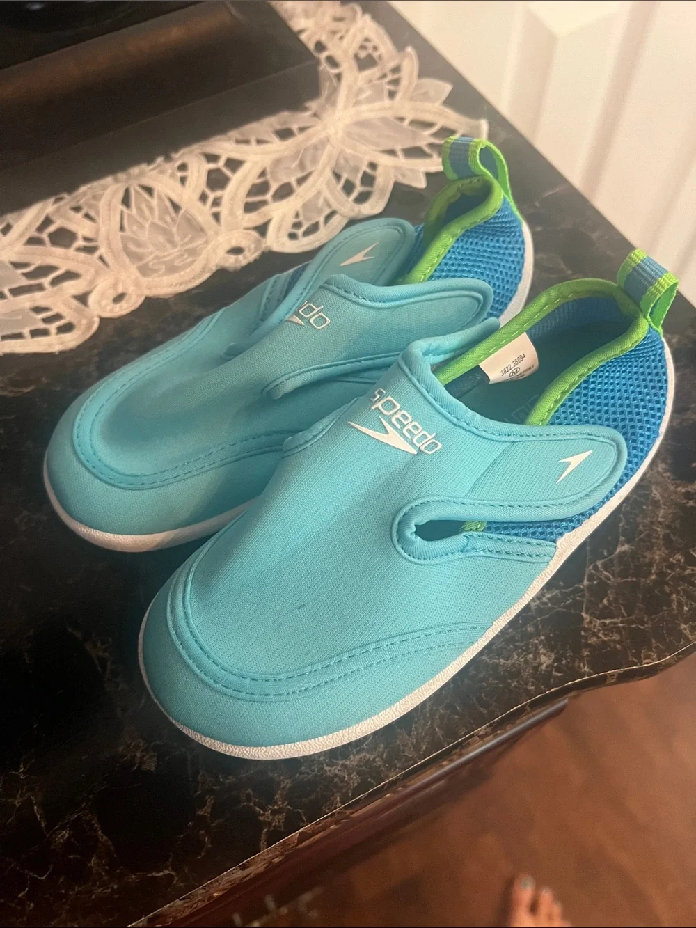 NWOT Speedo Kids Water Slip-On Shoes in Aqua with Lime Accents